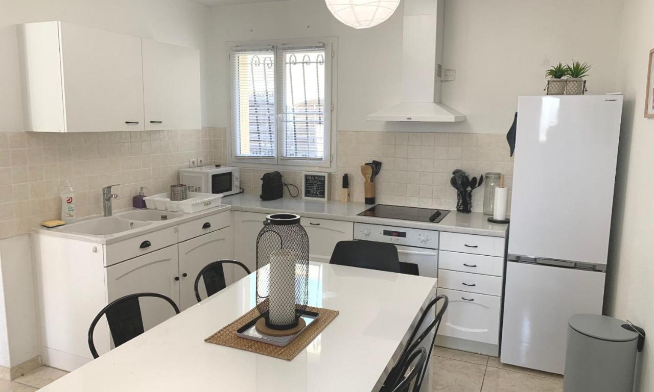 Maison T4 -jardin+ Parking+ Clim -proche Remparts * Aigues-Mortes